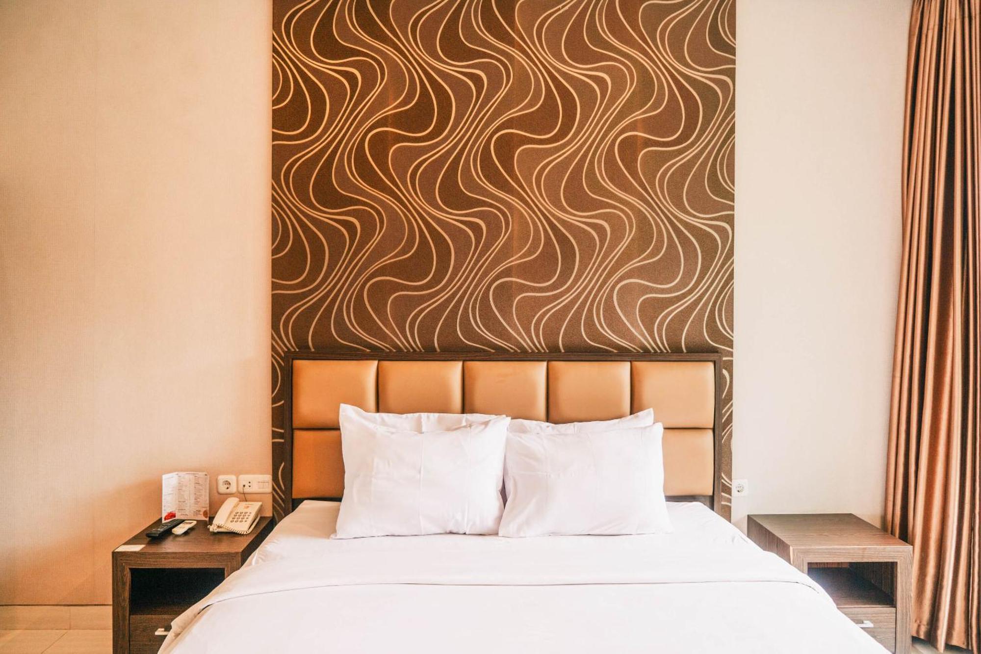 New Surya Hotel Banyuwangi  Eksteriør billede