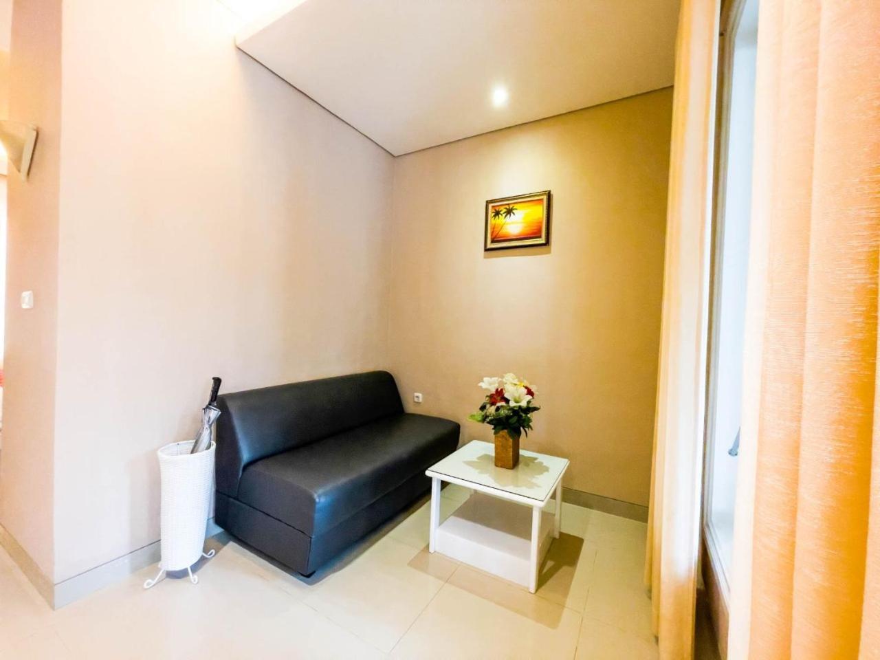New Surya Hotel Banyuwangi  Eksteriør billede